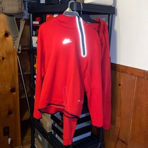 Nike Mens Large Techfit full suit